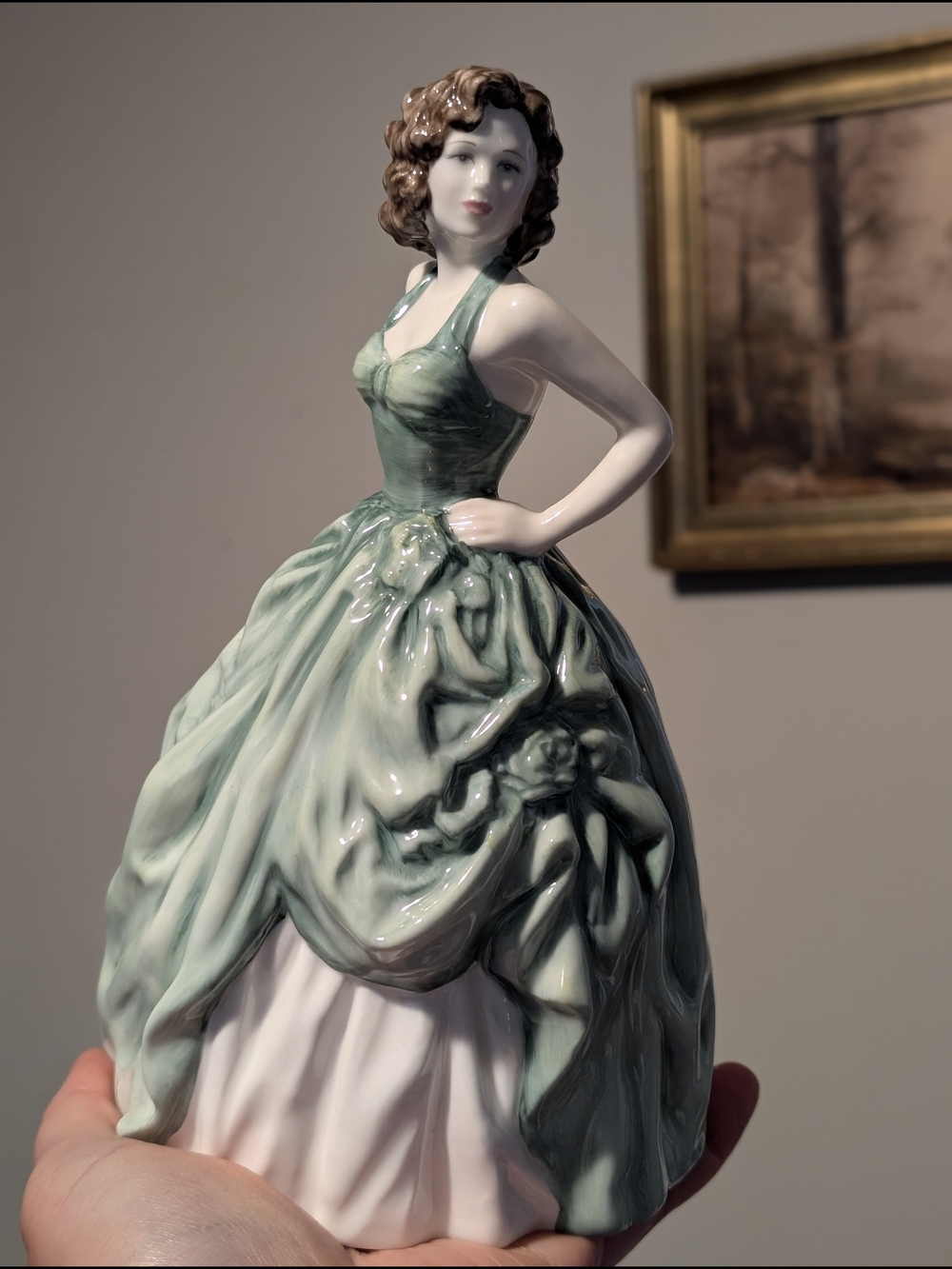 Classic Royal Doulton Kelly HN4157 Pretty Ladies Porcelain Sculpture